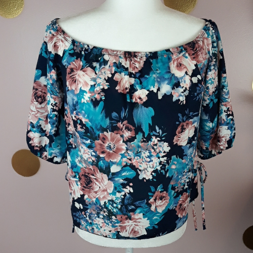 Olive Tree Blue Floral Off The Shoulder Crop Top
